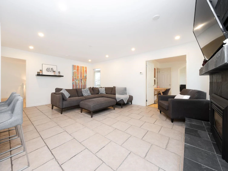 1663 Cascade Court, North Vancouver, BC, V7G 2G1 - 12