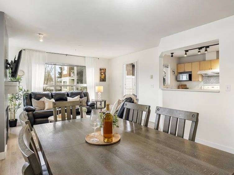 312-10188 155 Street, Surrey, BC, V3R 0R6 - 11