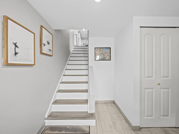 3160 E 6th Avenue, Vancouver, BC, V5M 1S5 - 31