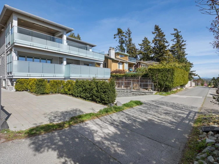 15374 Royal Avenue, Surrey, BC, V4B 1M8 - 36