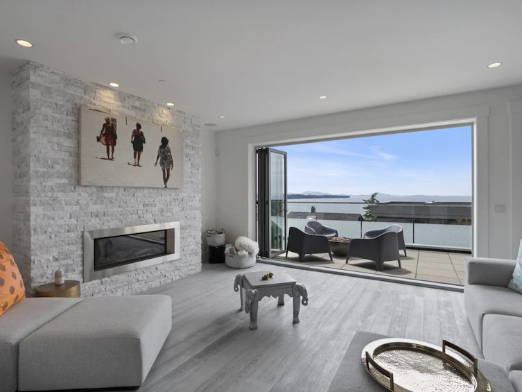 15374 Royal Avenue, Surrey, BC, V4B 1M8 - 8