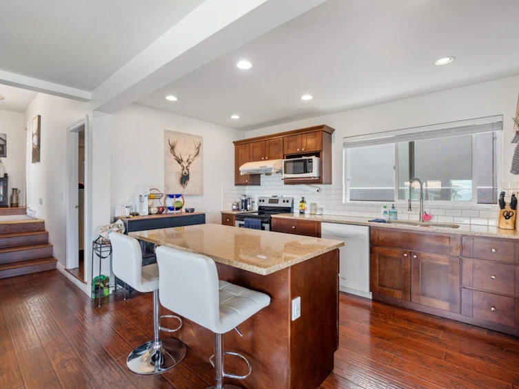 15135 Columbia Avenue, Surrey, BC, V4B 1J2 - 20