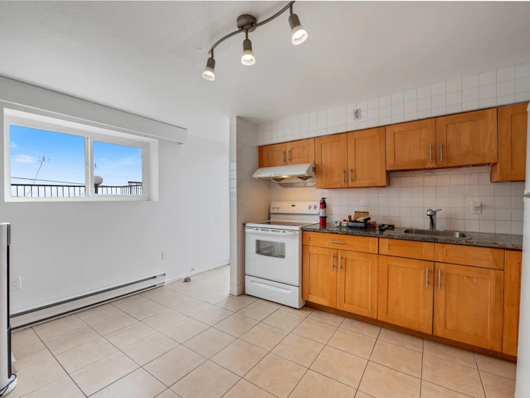 15135 Columbia Avenue, Surrey, BC, V4B 1J2 - 25