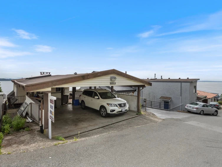 15135 Columbia Avenue, Surrey, BC, V4B 1J2 - 24