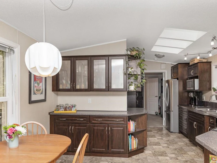 5954 Leaning Tree Road, Halfmoon Bay, BC, V7Z 1C2 - 19