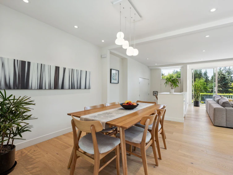5766 Cranley Drive, West Vancouver, BC, V7W 1S8 - 16