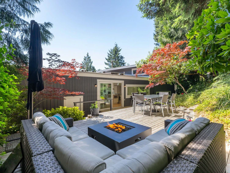 5766 Cranley Drive, West Vancouver, BC, V7W 1S8 - 33