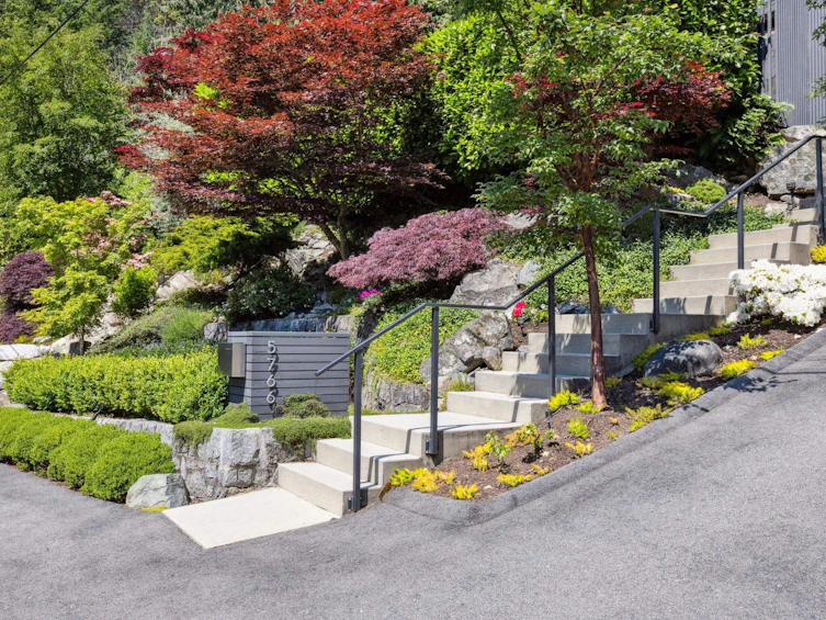 5766 Cranley Drive, West Vancouver, BC, V7W 1S8 - 38