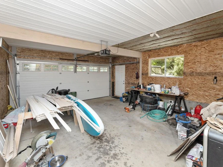 5549 Sans Souci Road, Halfmoon Bay, BC, V7Z 1B6 - 37