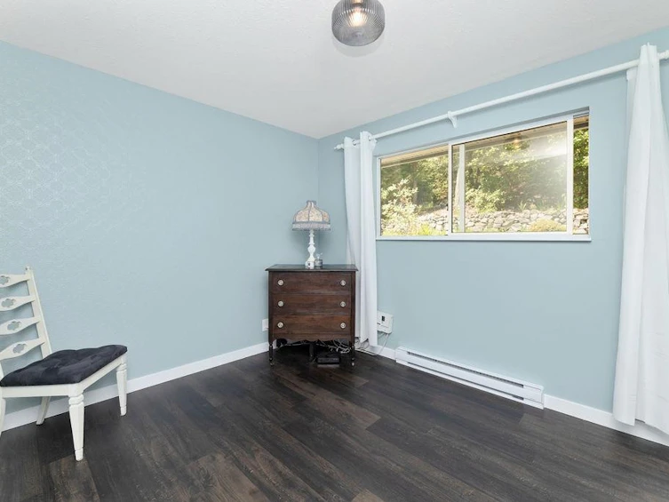 5549 Sans Souci Road, Halfmoon Bay, BC, V7Z 1B6 - 29