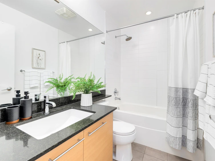 2004-13399 104 Avenue, Surrey, BC, V3T 0C9 - 21