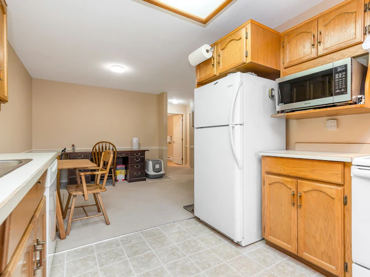 13-33123 George Ferguson Way, Abbotsford, BC, V2S 2L6 - 16