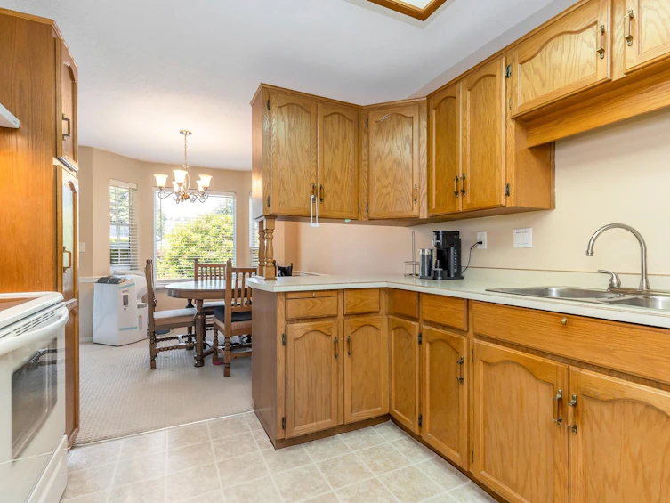 13-33123 George Ferguson Way, Abbotsford, BC, V2S 2L6 - 14