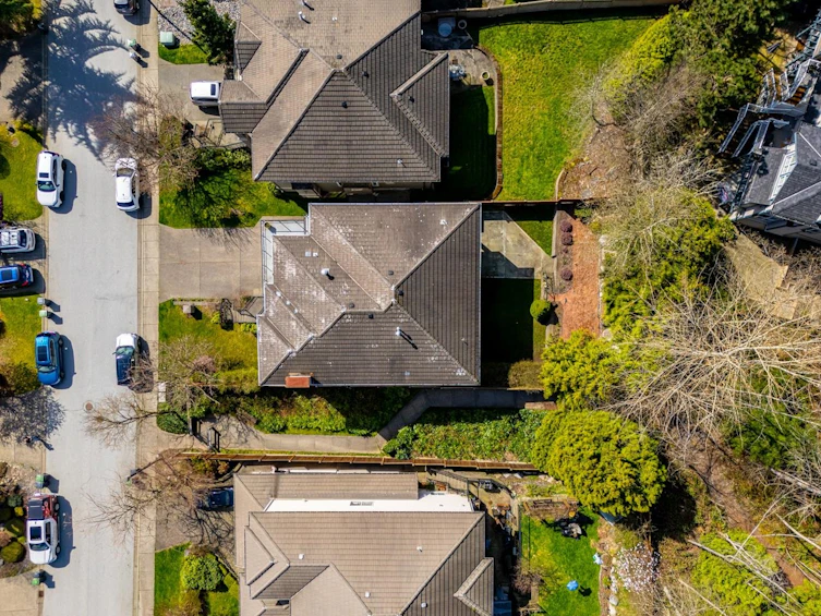 61 Wilkes Creek Drive, Port Moody, BC, V3H 4Z9 - 39