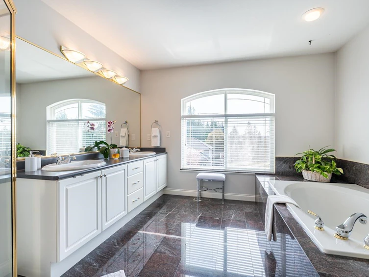 61 Wilkes Creek Drive, Port Moody, BC, V3H 4Z9 - 22