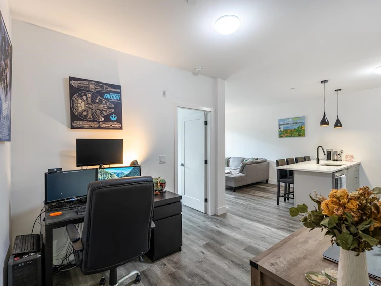 101-12320 222 Street, Maple Ridge, BC, V2X 4K8 - 9