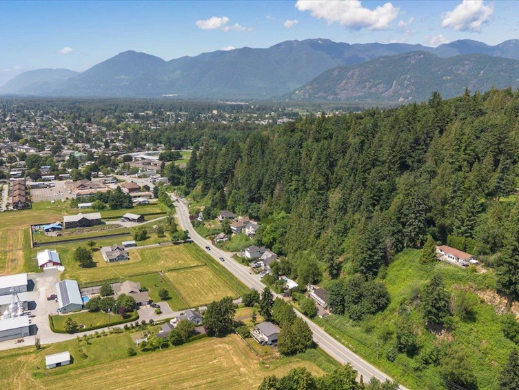 47145 Yale Road, Chilliwack, BC, V2P 7M9 - 35