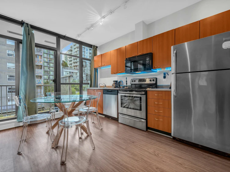 406-1249 Granville Street, Vancouver, BC, V6Z 1M5 - 9