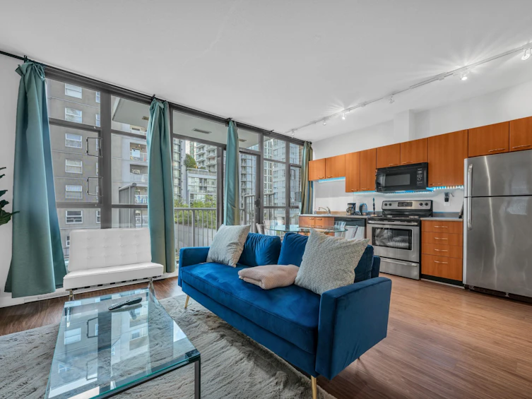 406-1249 Granville Street, Vancouver, BC, V6Z 1M5