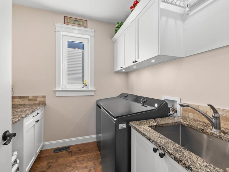 21740 44 Avenue, Langley, BC, V3A 3E8 - 17