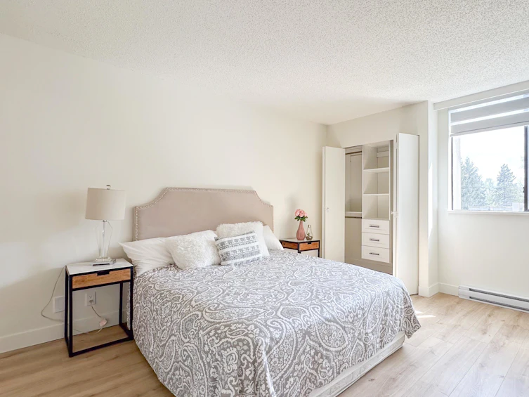 204-3970 Carrigan Court, Burnaby, BC, V3N 4S5 - 13