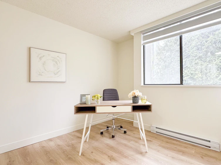 204-3970 Carrigan Court, Burnaby, BC, V3N 4S5 - 16