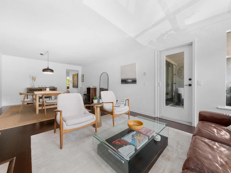 204-3151 Woodbine Drive, North Vancouver, BC, V7R 2S4 - 4