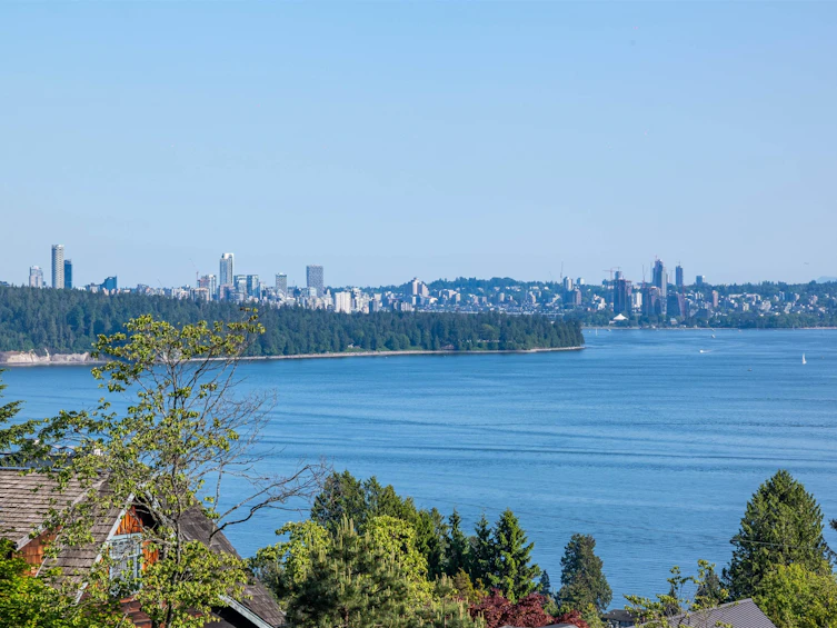 2632 Ottawa Avenue, West Vancouver, BC, V7V 2T5 - 14
