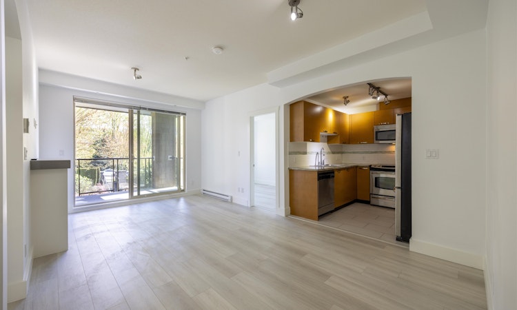 414-7488 Byrnepark Walk