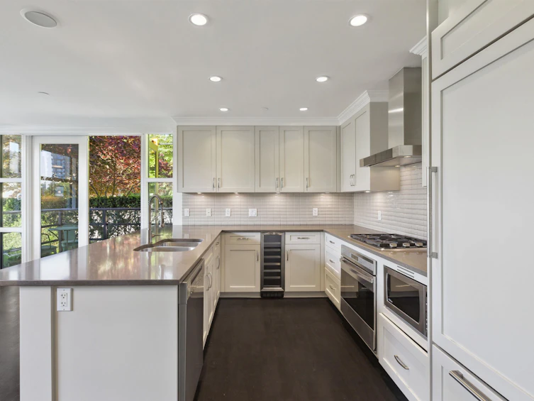10-1891 Marine Drive, West Vancouver, BC, V7V 1J7 - 8