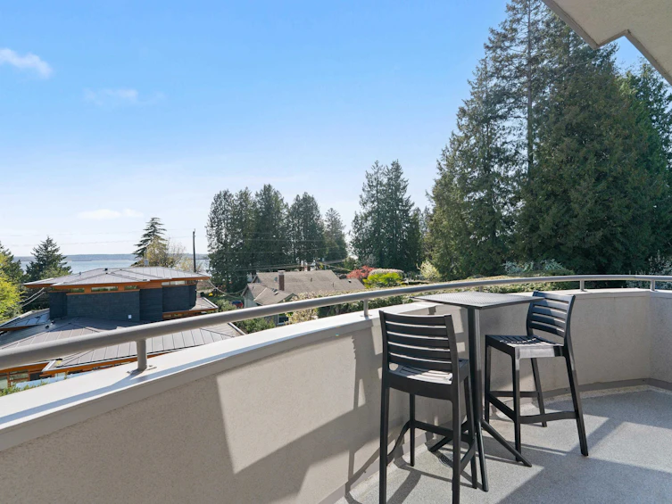 2526 Marine Drive, West Vancouver, BC, V7V 1L4 - 28