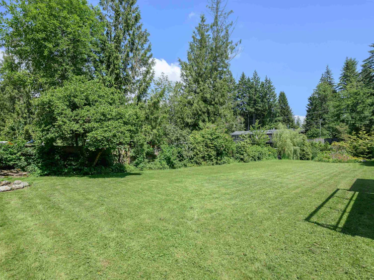 27171 Ferguson Avenue, Maple Ridge, BC, V2W 1R9 - 9