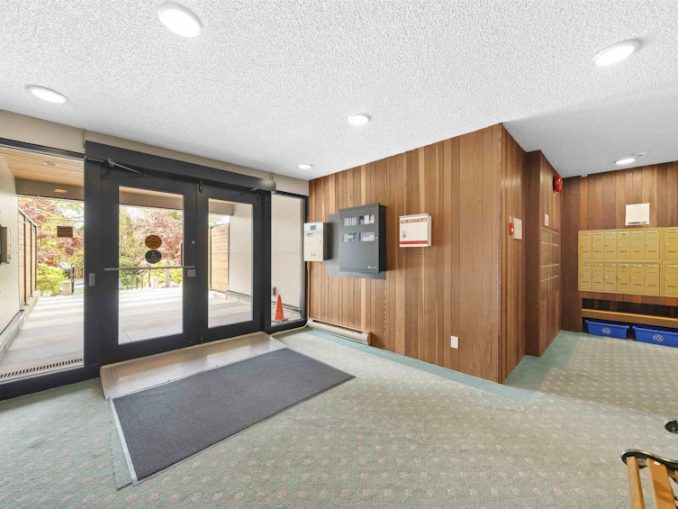 214-215 Mowat Street, New Westminster, BC, V3M 4B1 - 23