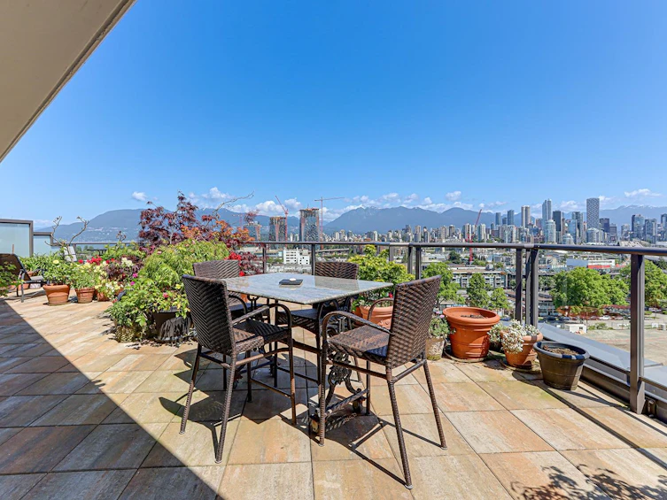 1101-2201 Pine Street, Vancouver, BC, V6J 5E7 - 32