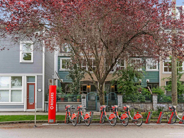 3218 Heather Street, Vancouver, BC, V5Z 4R9 - 30