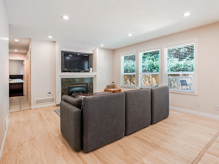 15619 102b Avenue, Surrey, BC, V4N 2M1 - 6