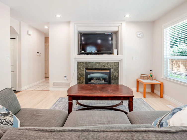 15619 102b Avenue, Surrey, BC, V4N 2M1 - 4