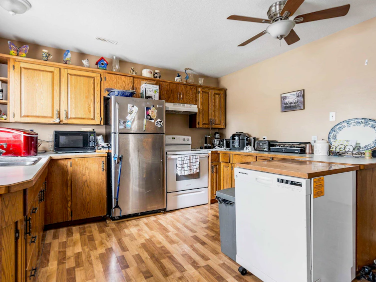 5772 Janis Street, Chilliwack, BC, V2R 3H6 - 30