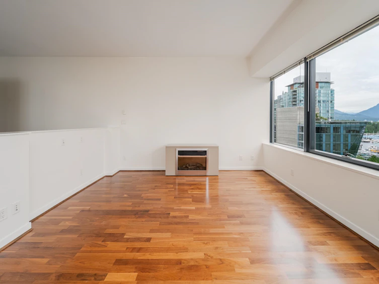 704-1333 W Georgia Street, Vancouver, BC, V6E 4V3 - 5