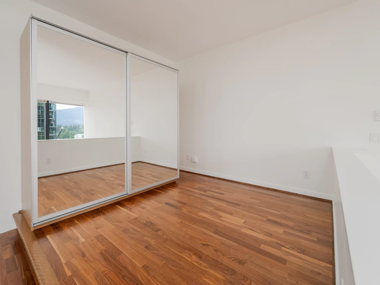 704-1333 W Georgia Street, Vancouver, BC, V6E 4V3 - 6