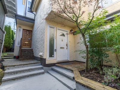 2542 York Avenue - 5