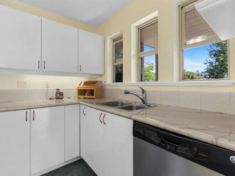 202-20237 54 Avenue, Langley, BC, V3A 3W2 - 11