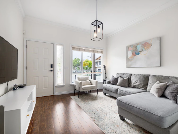 102-8888 216 Street, Langley, BC, V1M 3Z8 - 3