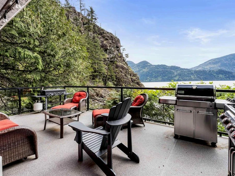 322 Echo Island, Harrison Hot Springs, BC, V0M 1K0