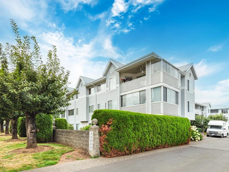 205 - 32823 Landeau Place, Abbotsford BC V2S 6S6