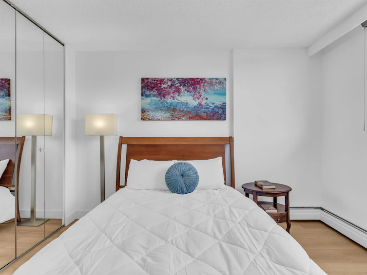 1105-145 St. Georges Avenue, North Vancouver, BC, V7L 3G8 - 5