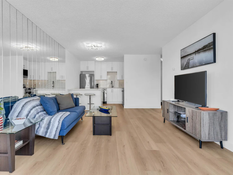 1105-145 St. Georges Avenue, North Vancouver, BC, V7L 3G8 - 13