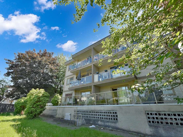 311-13490 Hilton Road, Surrey, BC, V3R 5J4