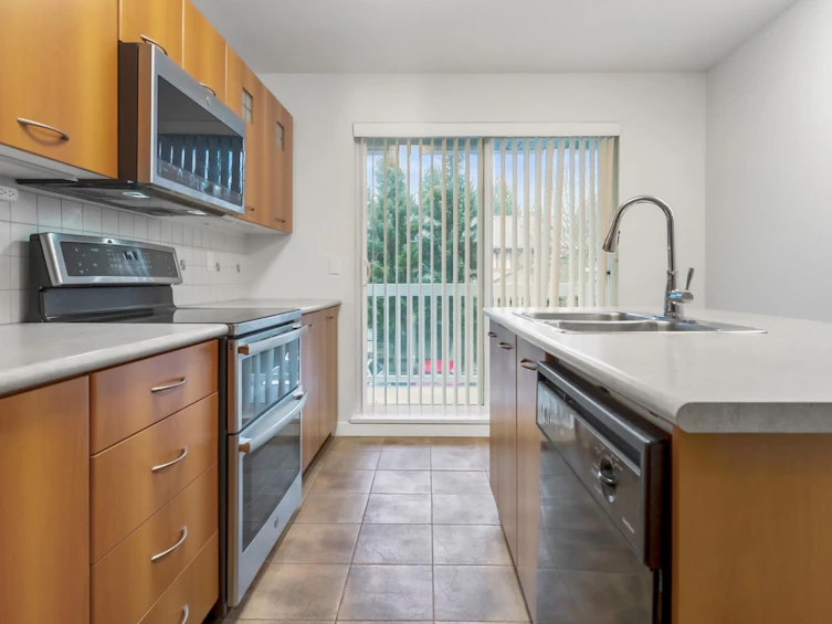 4-7179 201 Street, Langley, BC, V2Y 2Y9 - 9