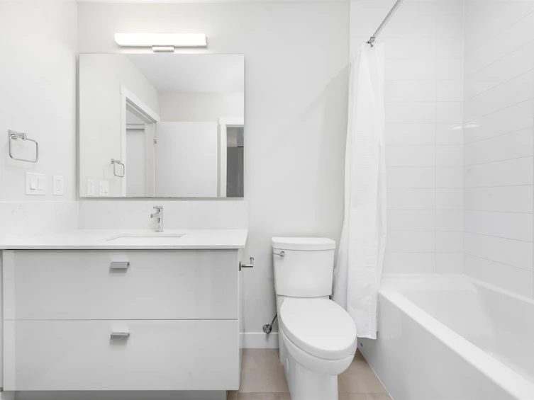 322-10838 Whalley Boulevard, Surrey, BC, V3R 0G8 - 9